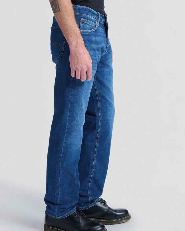 Lee