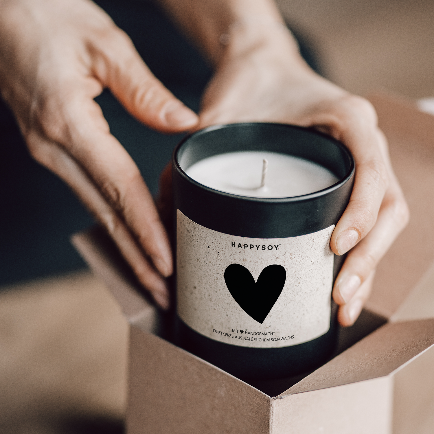 Scented candle - Heart symbol Happysoy