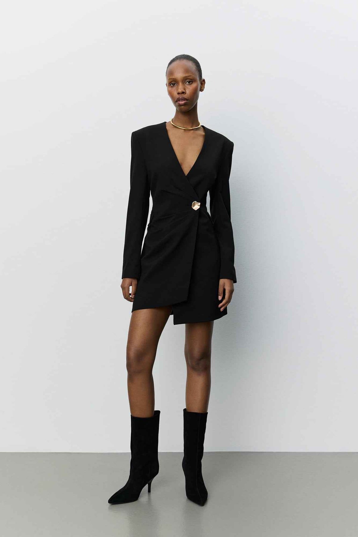 Amirasw Mini Wrap Dress - Black