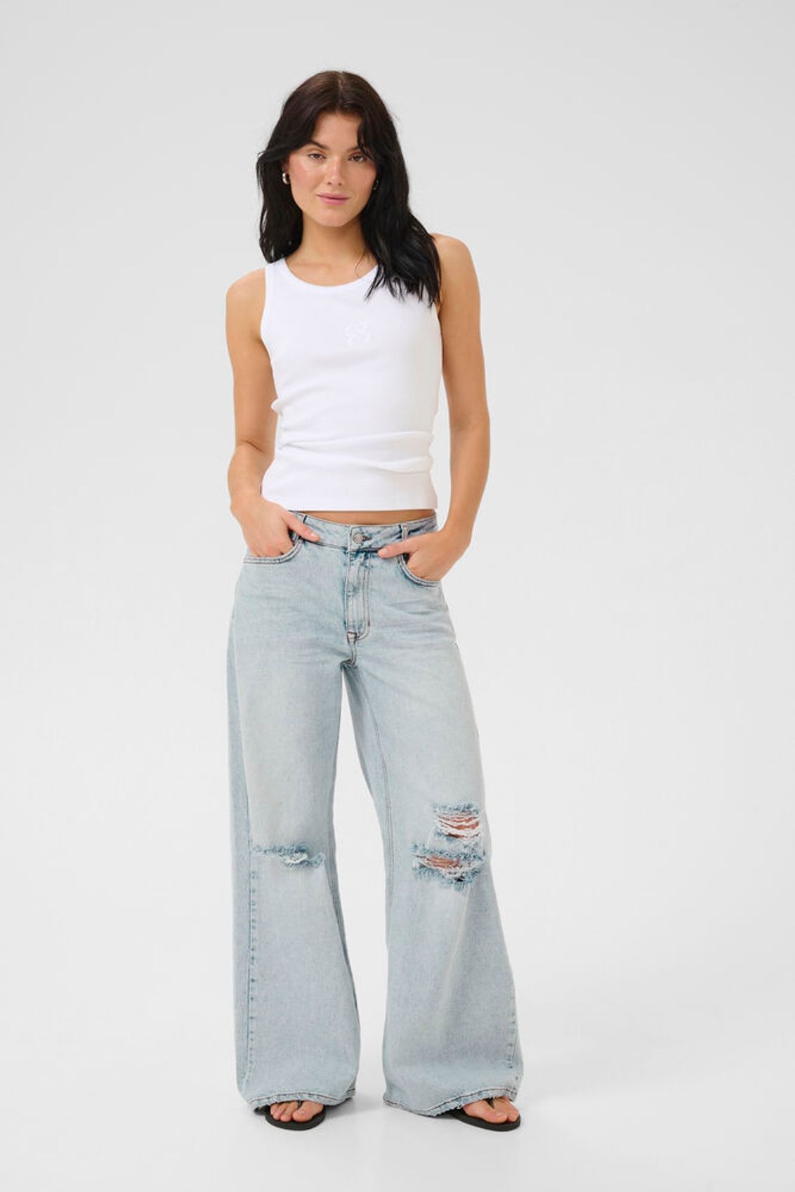 DangoMW 139 High X-Wide My Essential Wardrobe