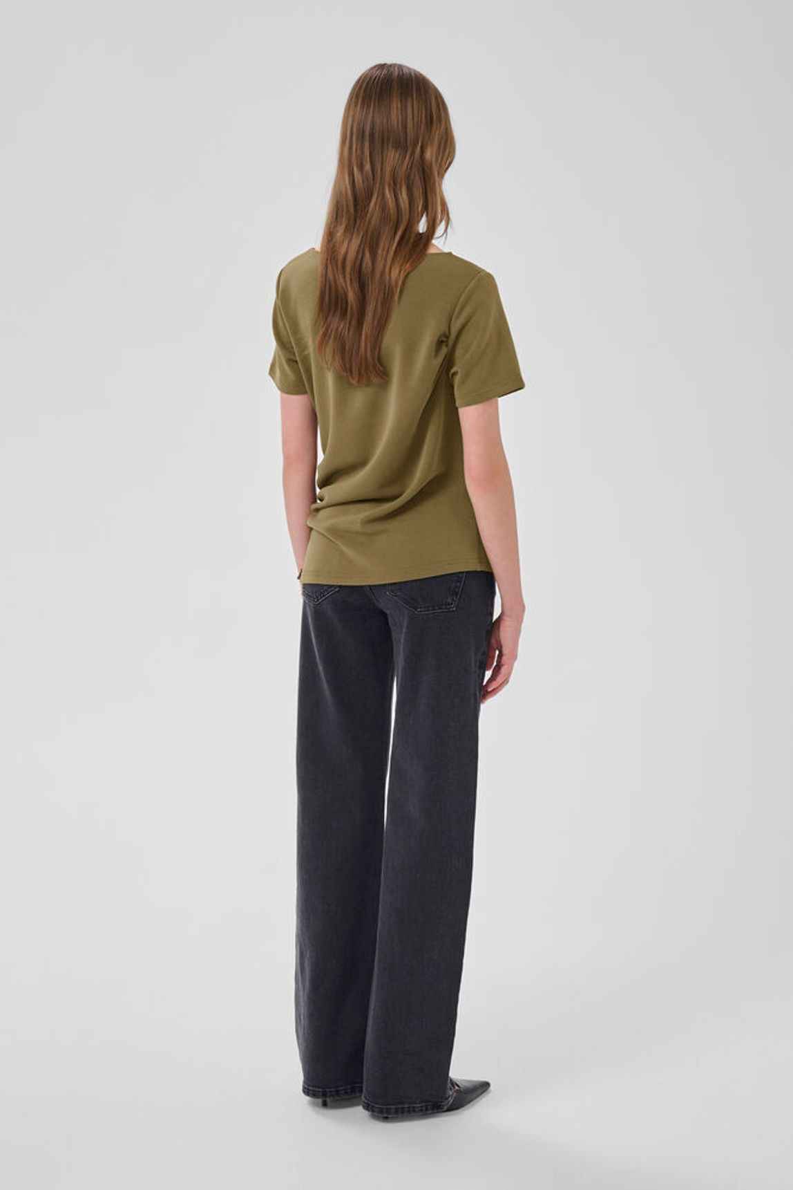 MWHelle Asymmetric Tee - Green My Essential Wardrobe