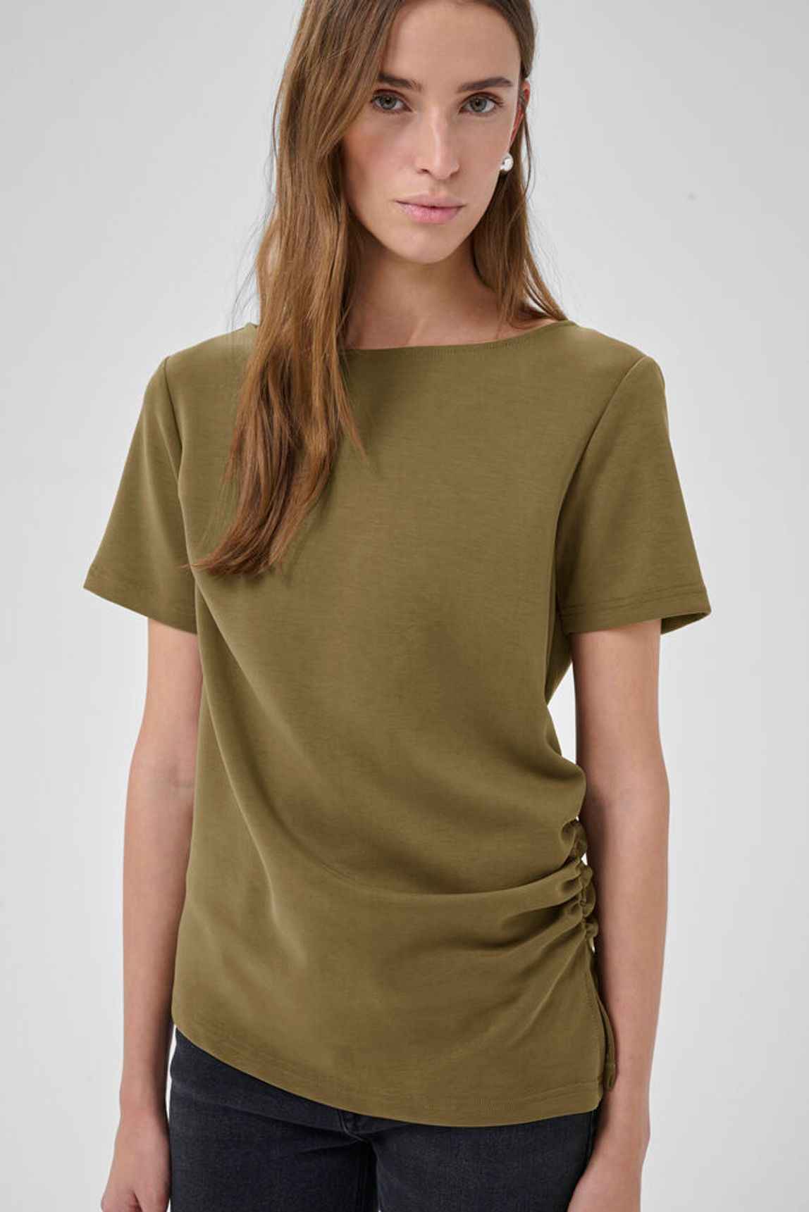 MWHelle Asymmetric Tee - Green My Essential Wardrobe