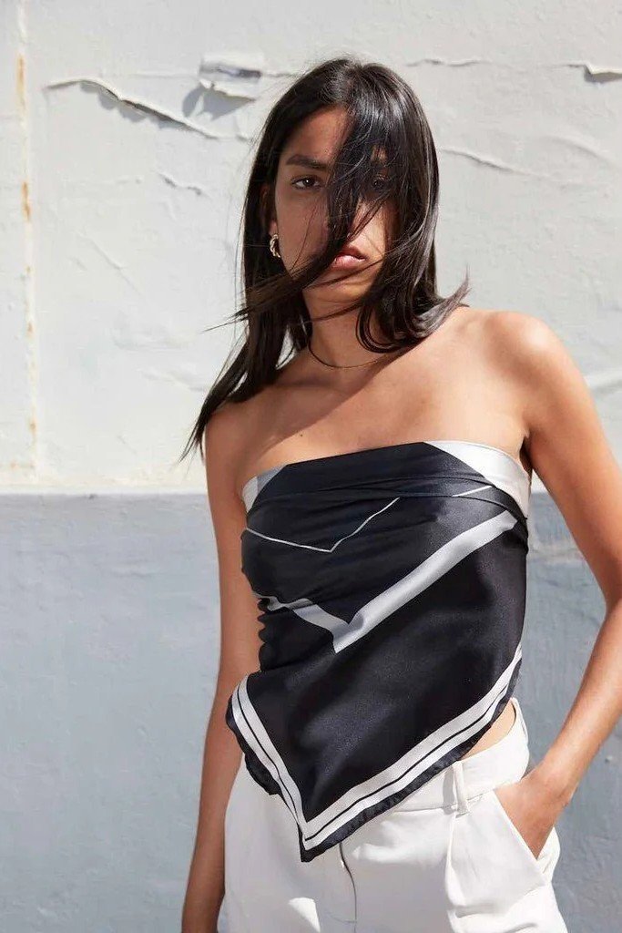 SilkBBscarf 90x90cm Bruuns Bazaar