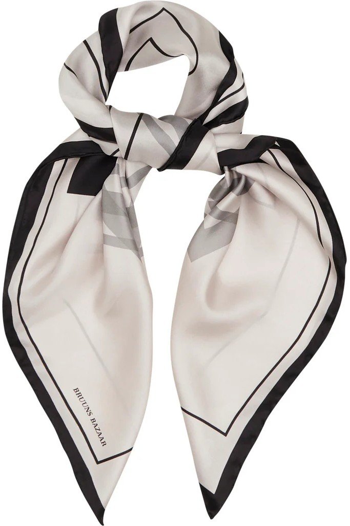 SilkBBscarf 90x90cm Bruuns Bazaar