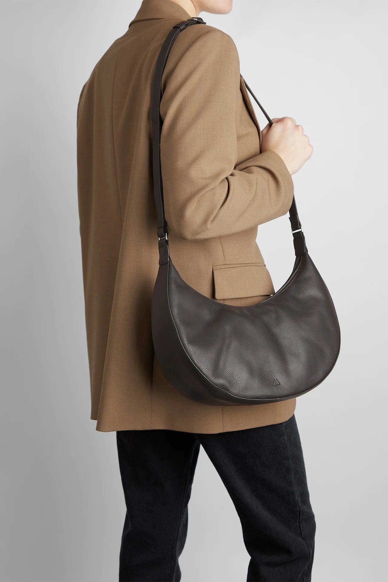 TaraMBG Sling Bag Markberg