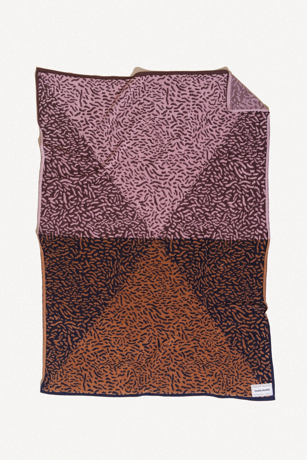 Worm Blanket Towel | Plum Blossom towel.studio