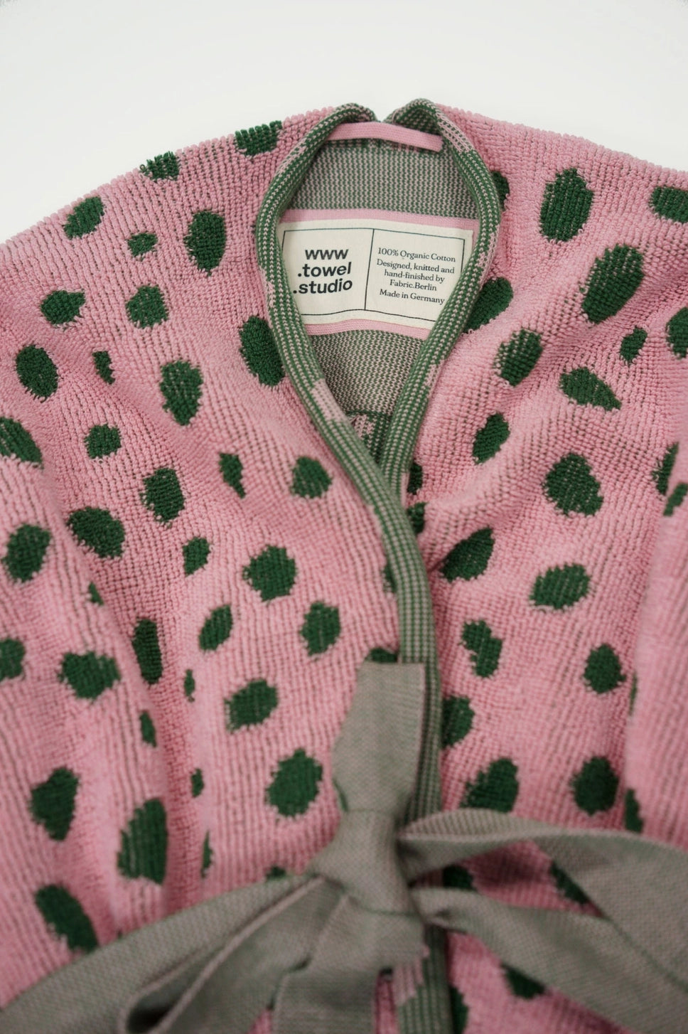 Knitted Bathrobe | Pink & Green | Pebbles towel.studio