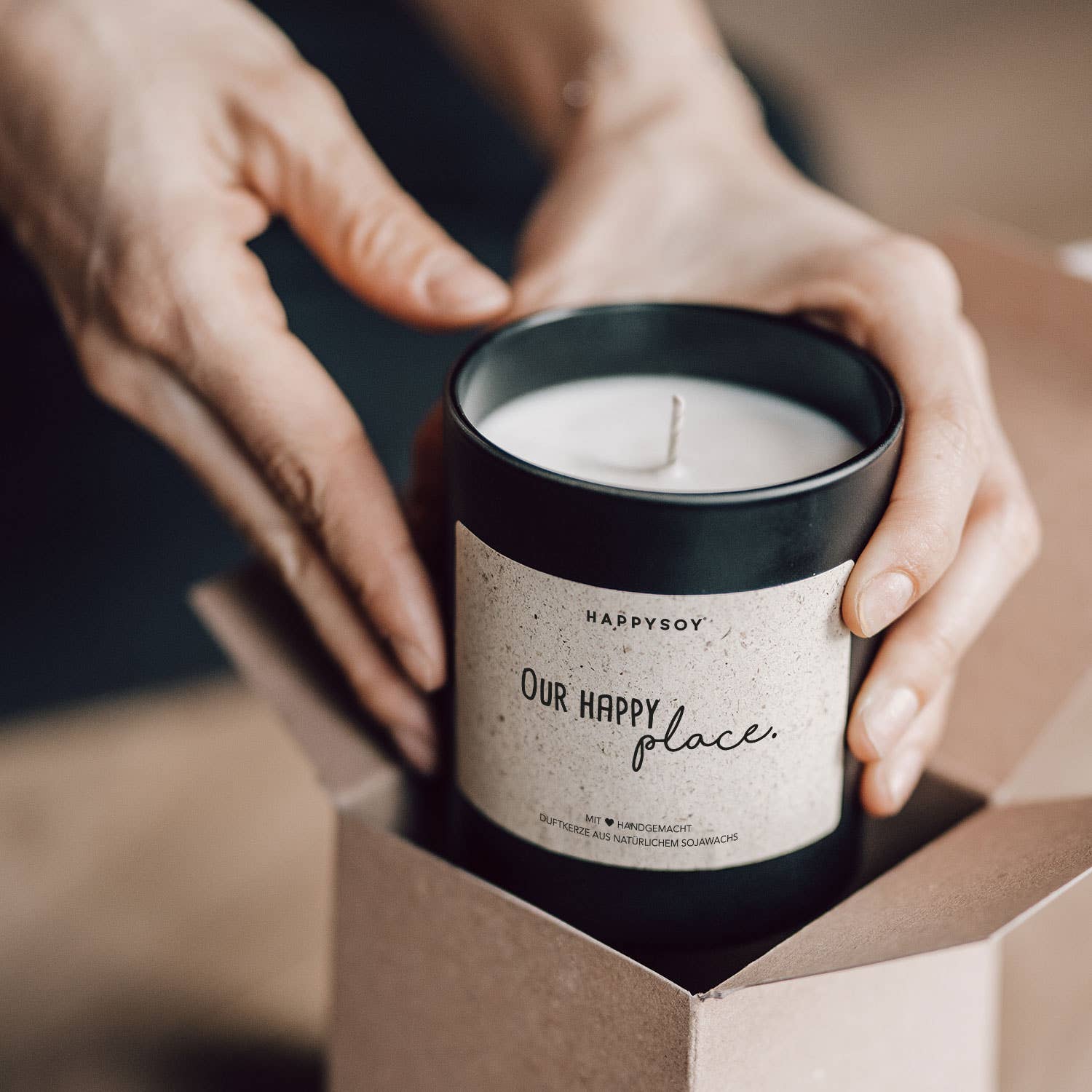 Scented candle | Our happy place. Happysoy