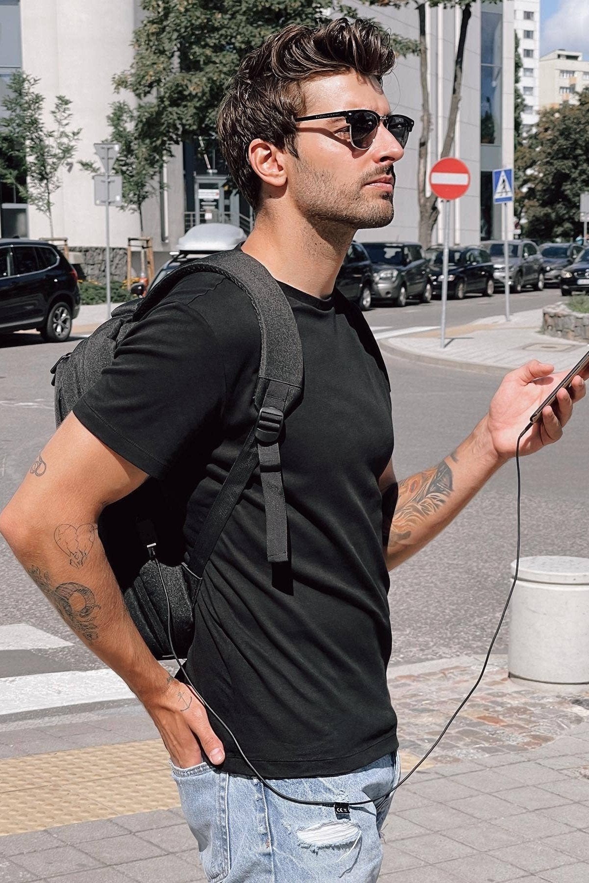 Smart Backpack James Hawk