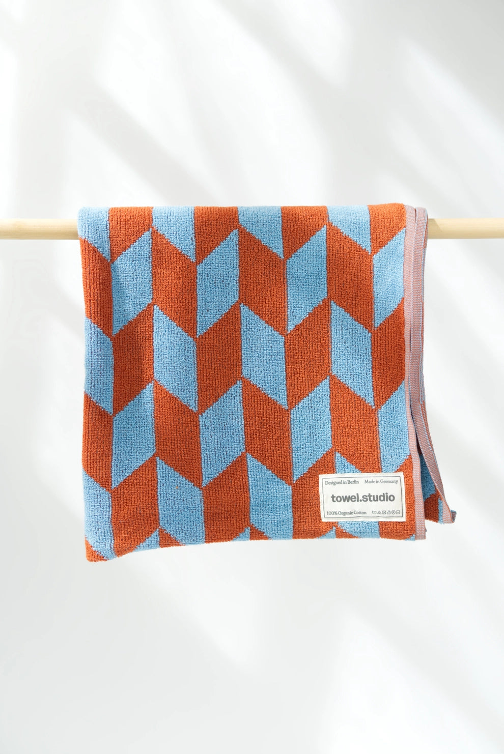 Arrow Tail Beach Towel | Sky & Brick towel.studio