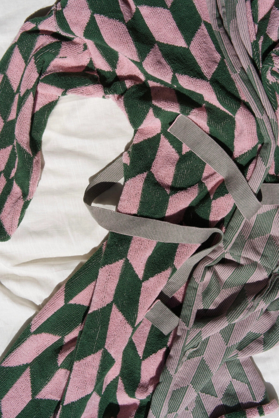 Arrow Tail Bathrobe | Pink & Green towel.studio
