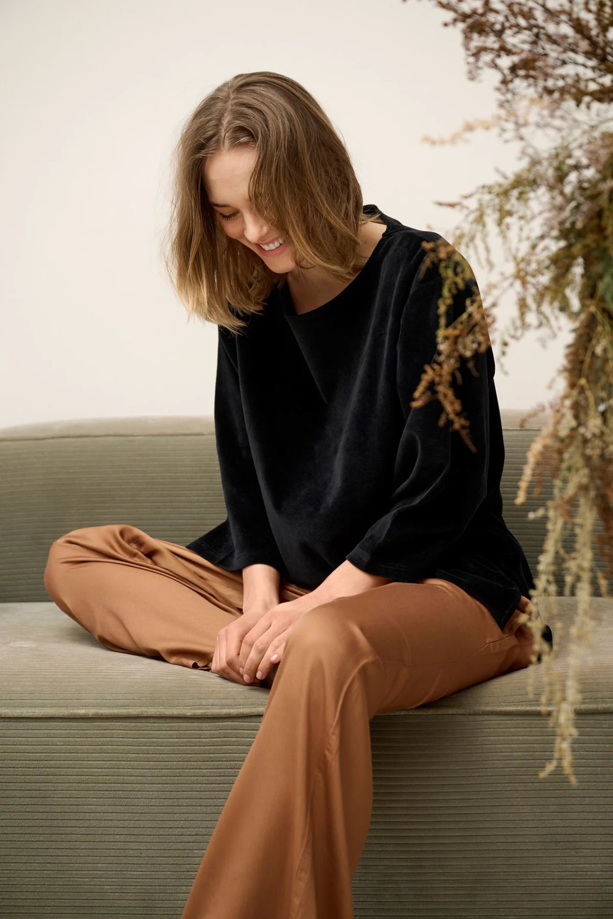 Hailey Top Velvet - Black moshi moshi mind