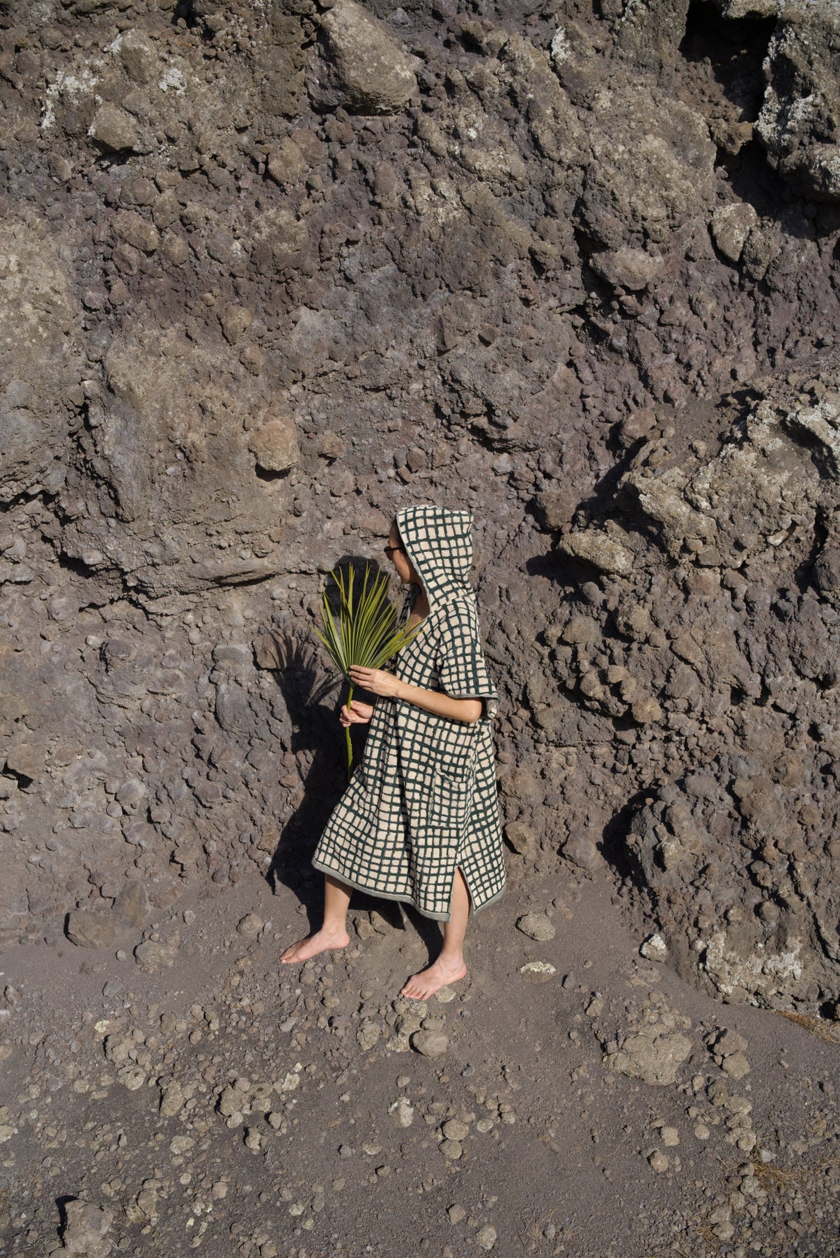 Bold Grid Surf Poncho | Forest Green towel.studio