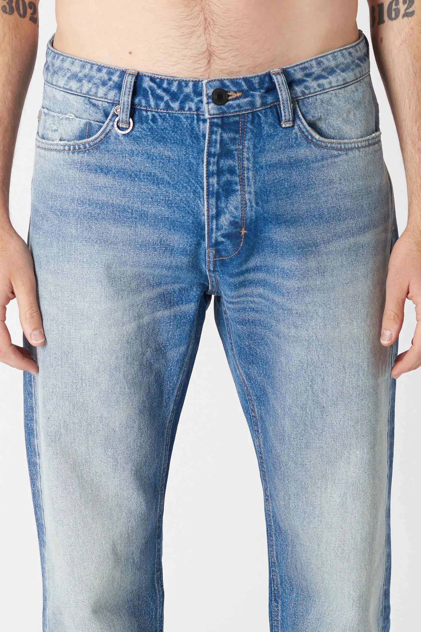 Neuw Studio Relaxed Disruption 3684 Neuw