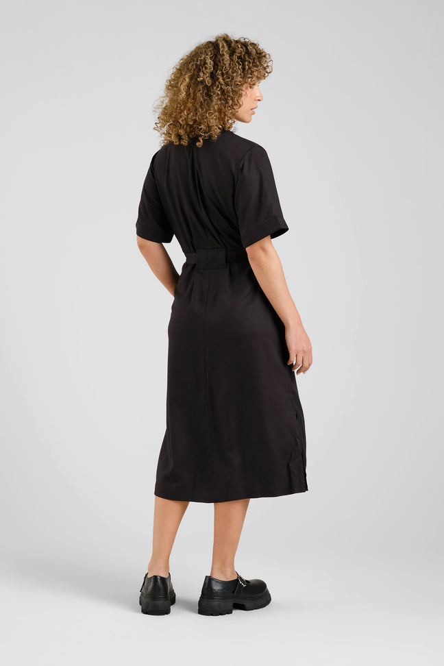 Dress Kallvik Black Dedicated