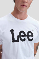 WOBBLY LOGO TEE WHITE Lee