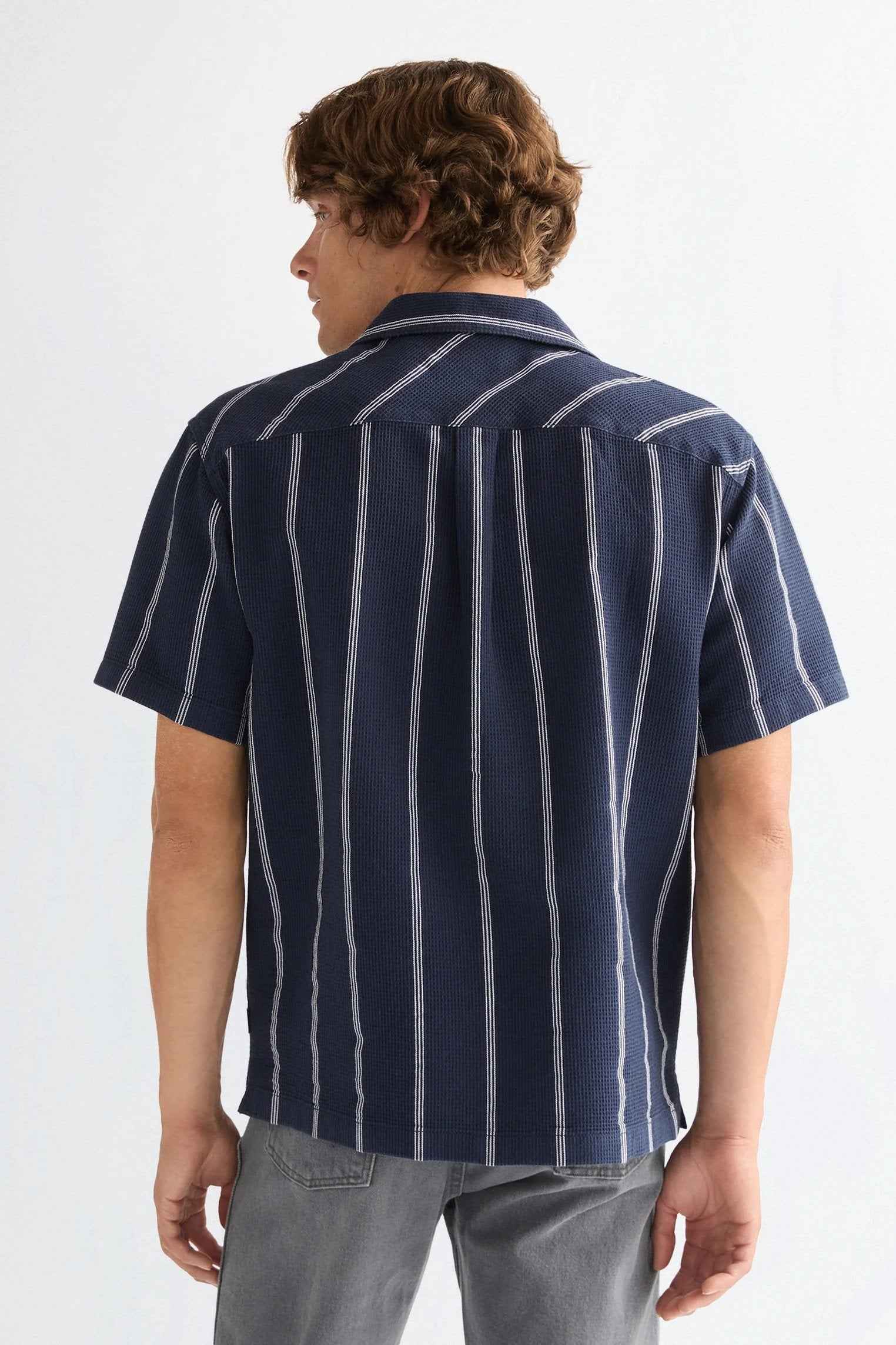 SS W RESORT SHIRT NAVY WHITE Wrangler