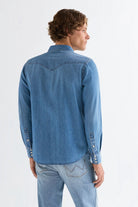 WESTERN SHIRT MID LIGHT WASH Wrangler