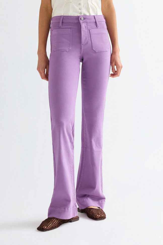 FLARE BELLFLOWER Wrangler