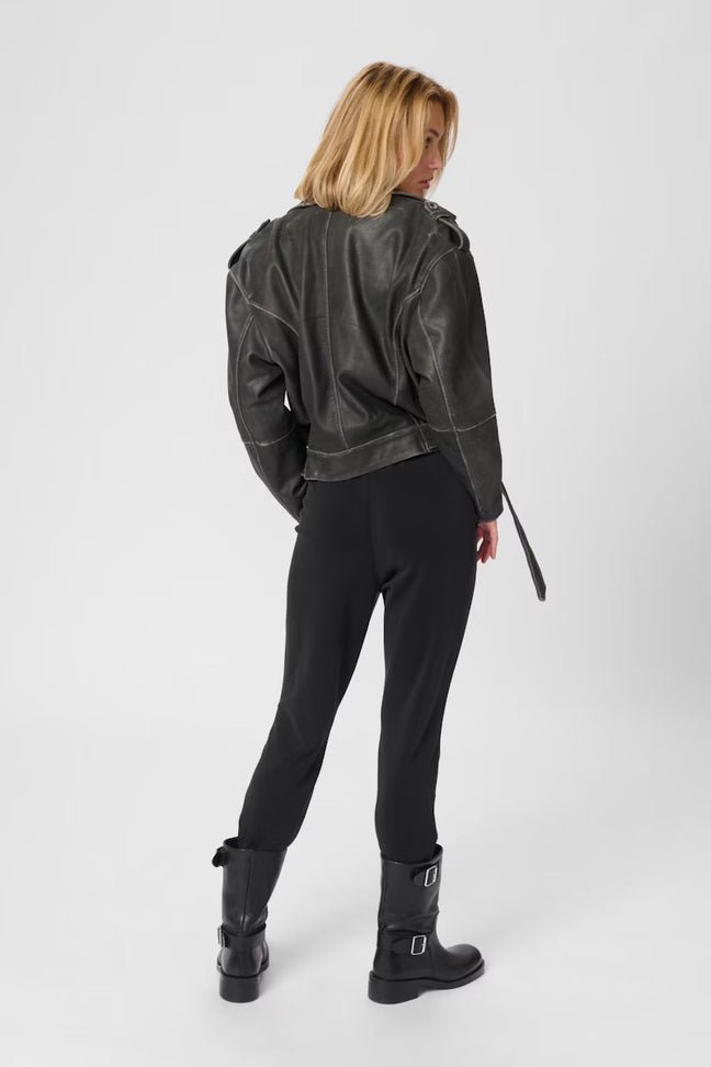 22 THE SWEAT PANT - Black My Essential Wardrobe