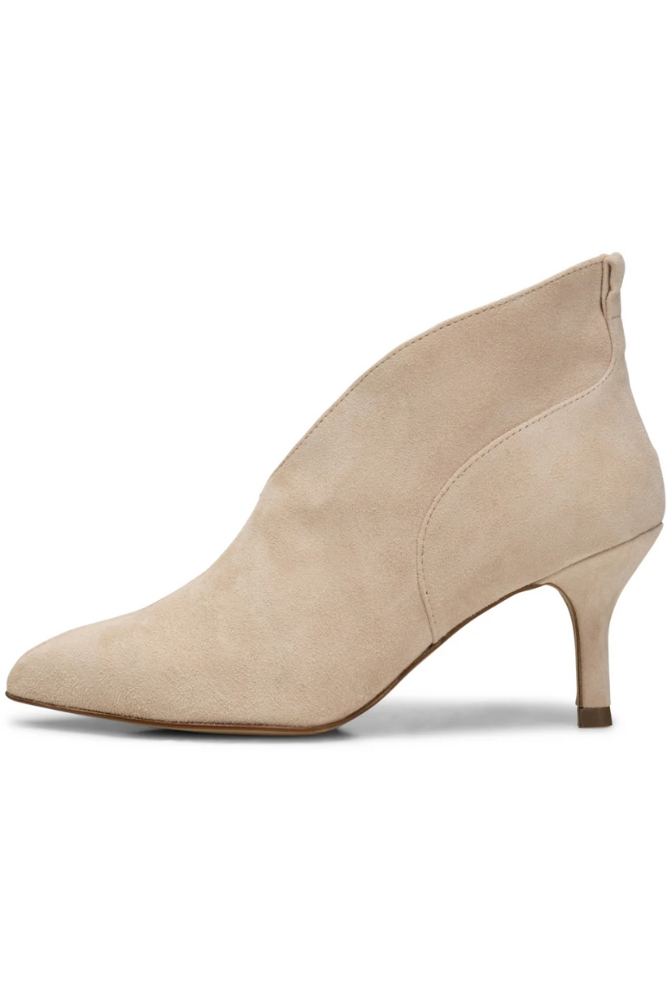 Valentine Low Cut Suede (beige)