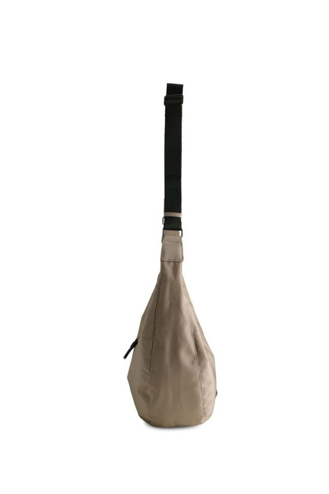 BlairMBG Sling Bag, Kierrätetty 