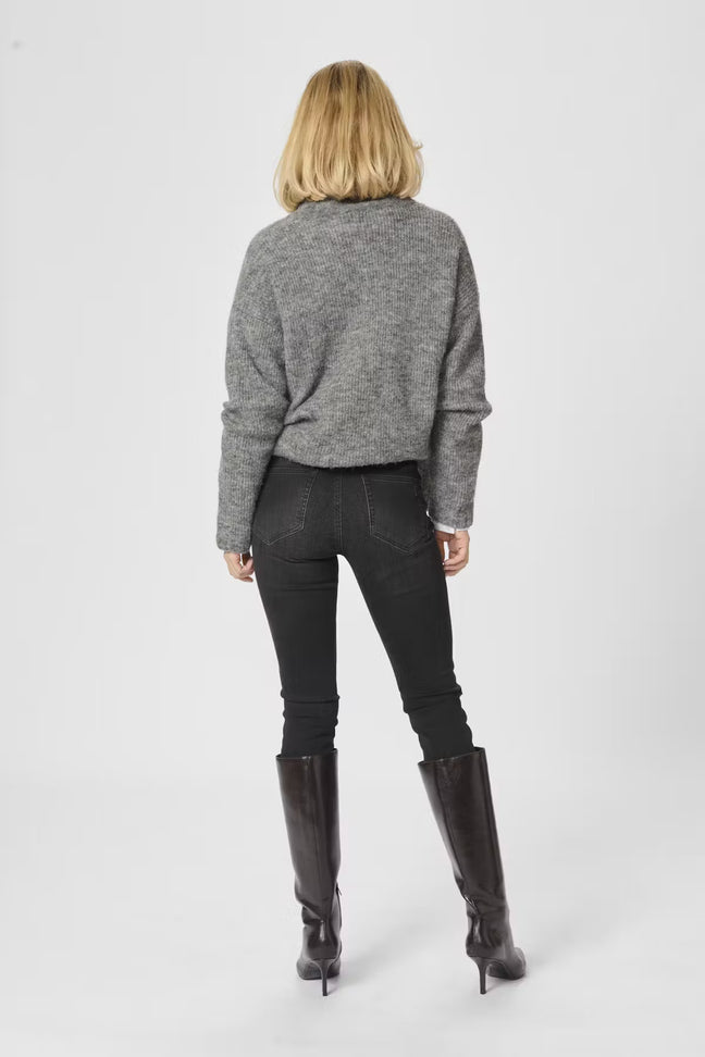 39 THE NORA HIGH SLIM My Essential Wardrobe