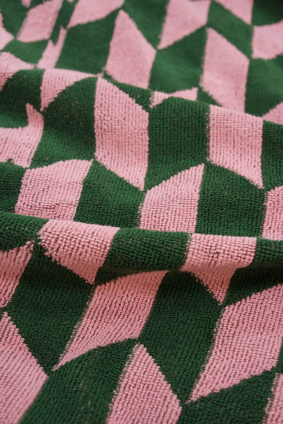 Arrow Tail Beach Towel | Pink & Green towel.studio