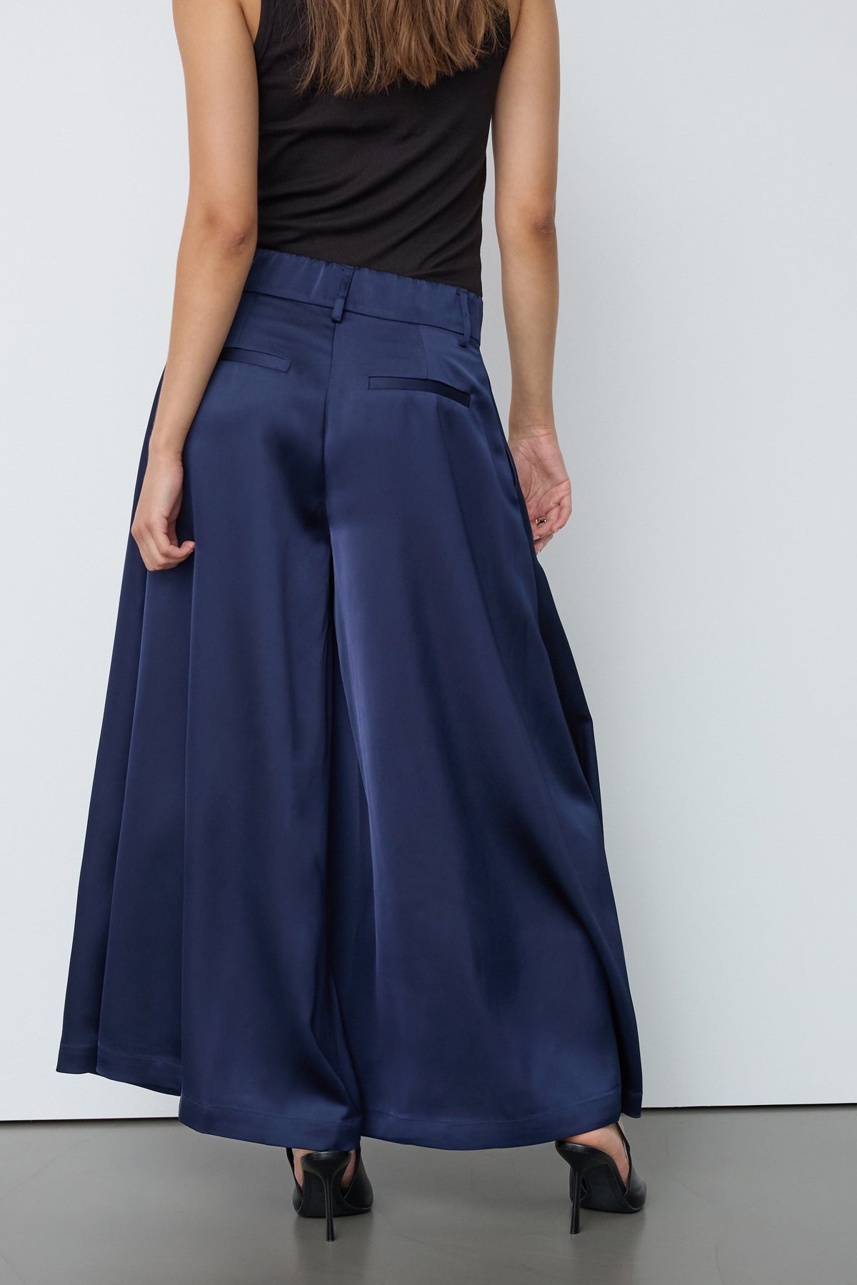 SafiraCC Skirt Pant leveälahkeiset housut laivastonsininen – Co'couture naisten housut, RAGS Oulu (2/4)