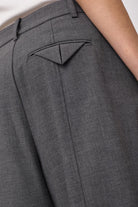 PriscillaCC Pleat Barrel Pant housut harmaa – Co'couture naisten housut, RAGS Oulu (5/5)