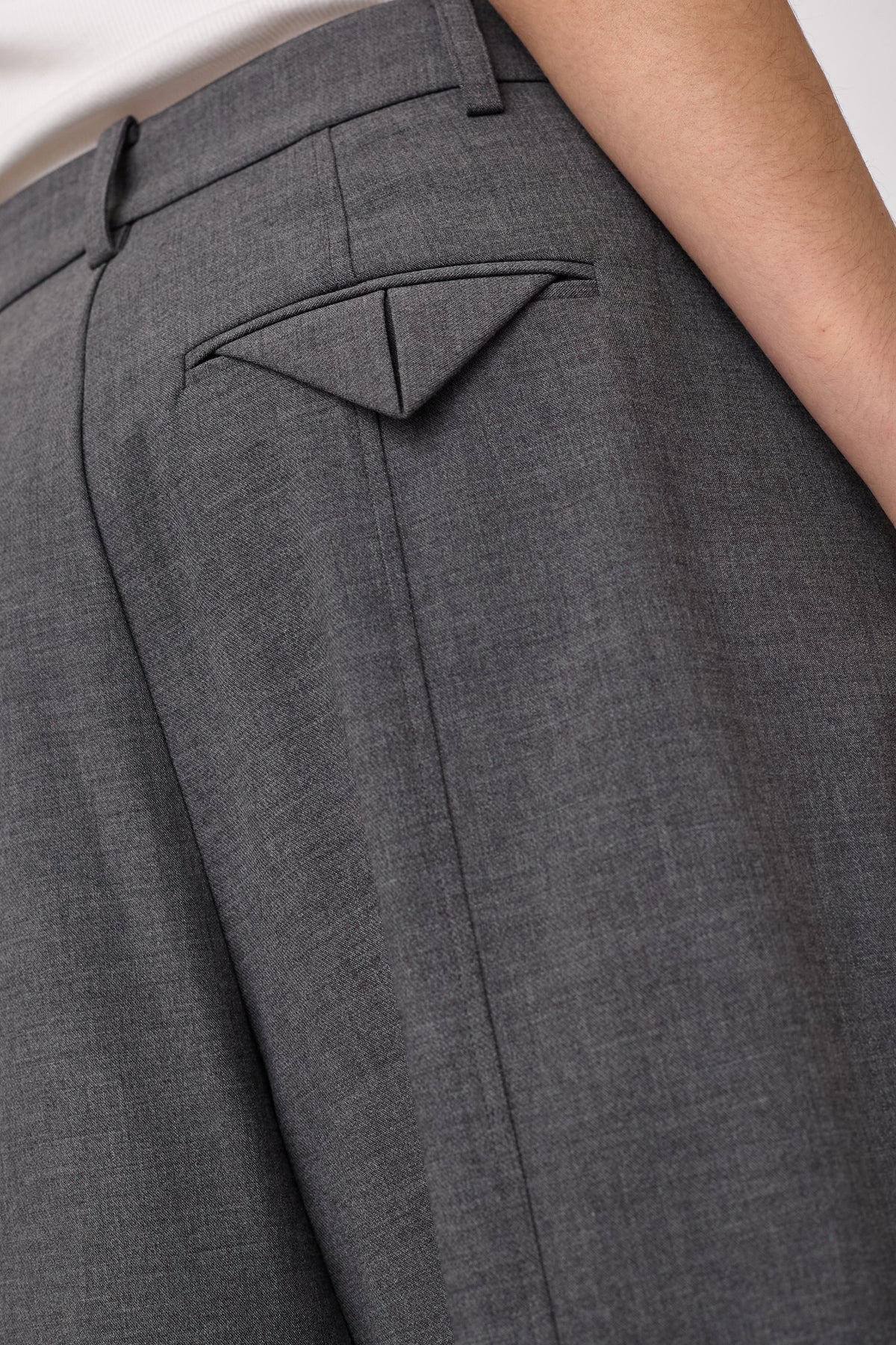 PriscillaCC Pleat Barrel Pant housut harmaa – Co'couture naisten housut, RAGS Oulu (5/5)