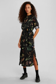 Falsterbo Night Florals Black