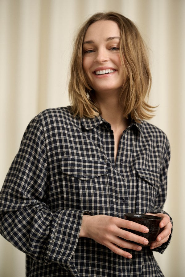 Kaia Shirt Check - Sand / Dark Navy moshi moshi mind