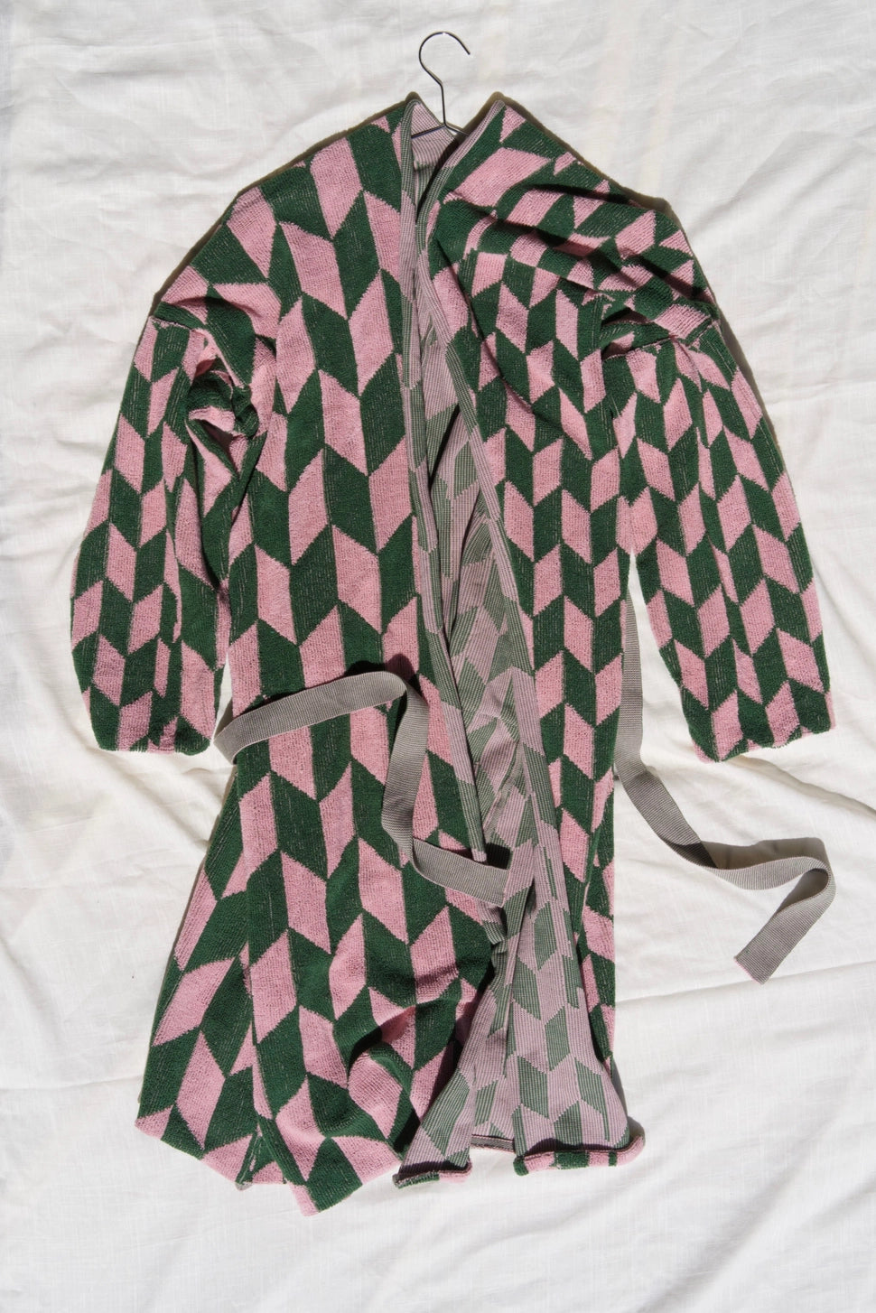 Arrow Tail Bathrobe | Pink & Green towel.studio