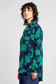 Kosta Duotone Floral Green