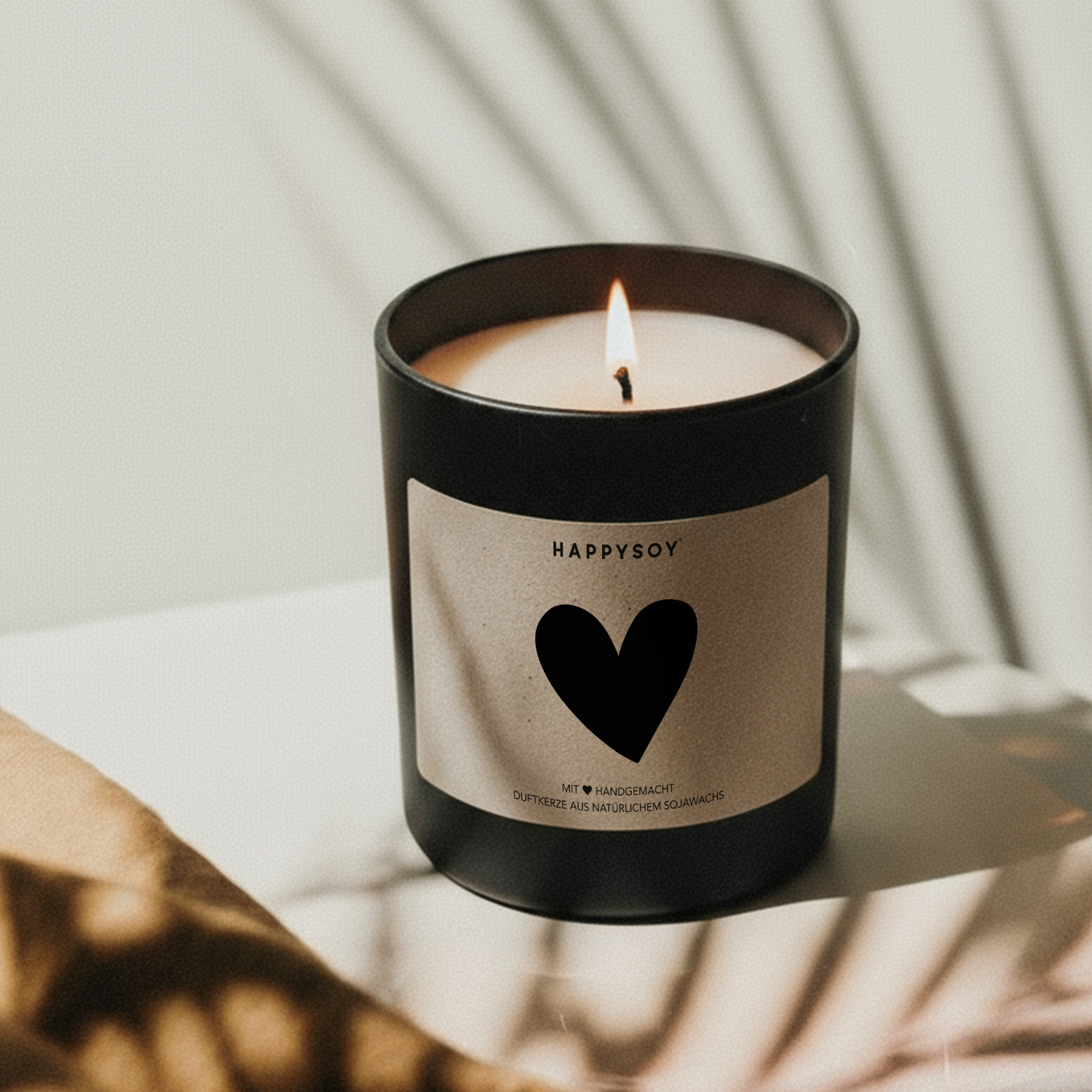 Scented candle - Heart symbol Happysoy
