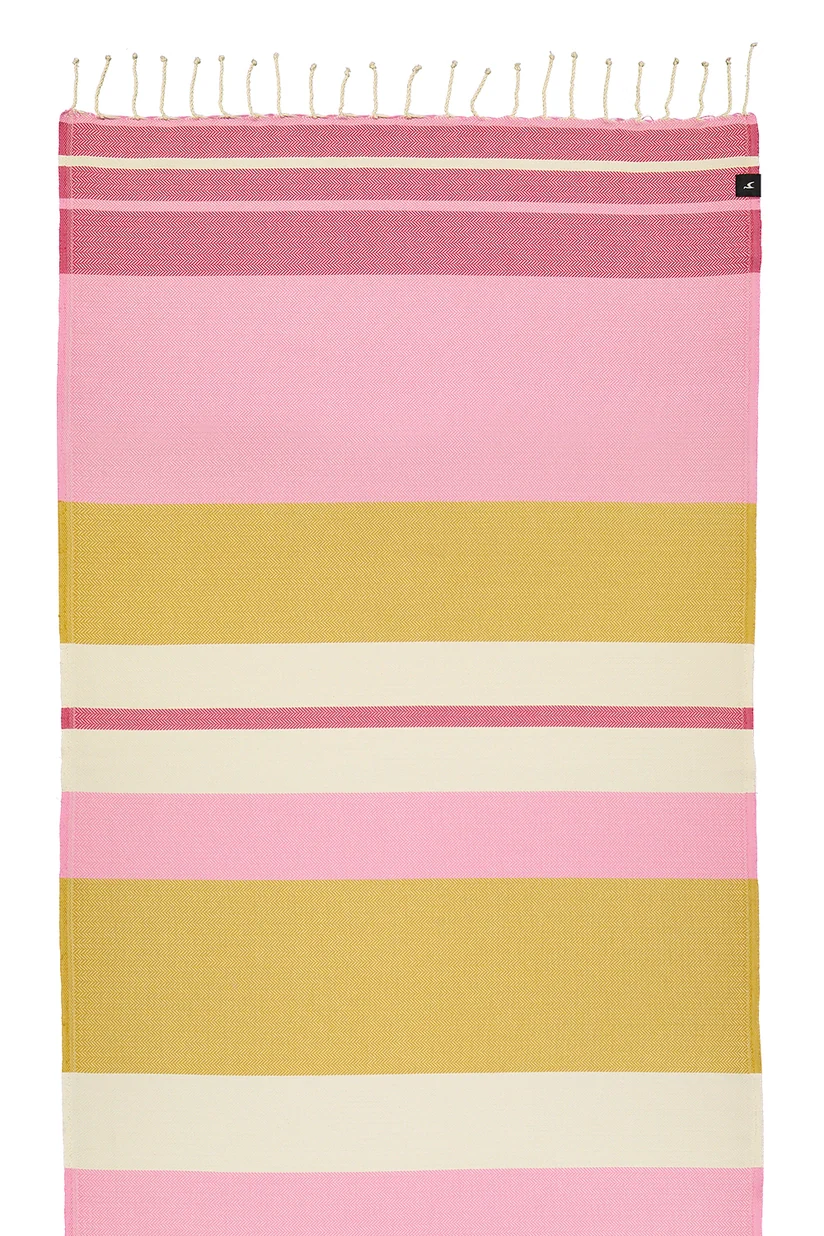 Papua Pink Beach Towel Futah