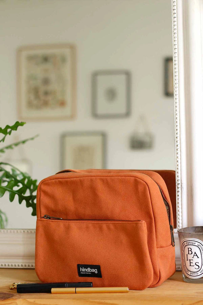 Alix XL Toiletry Bag Hindbag