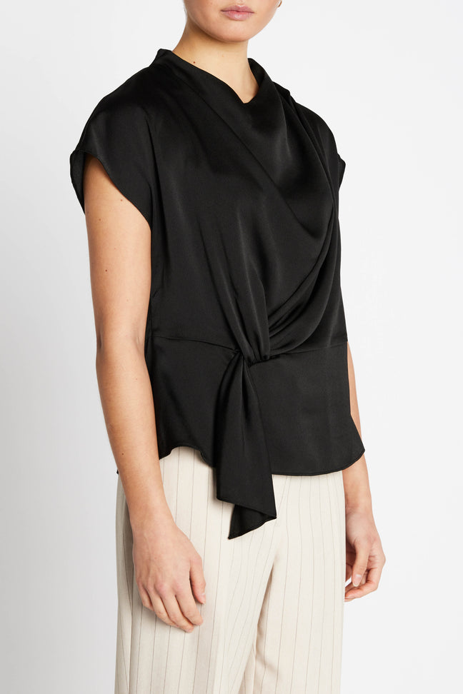 AcaciaBBTinja blouse - Black Bruuns Bazaar