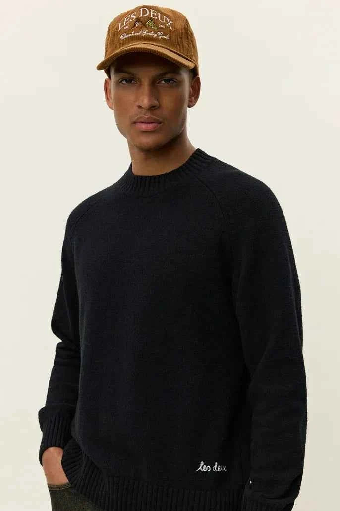 Brad Roundneck Knit Les Deux