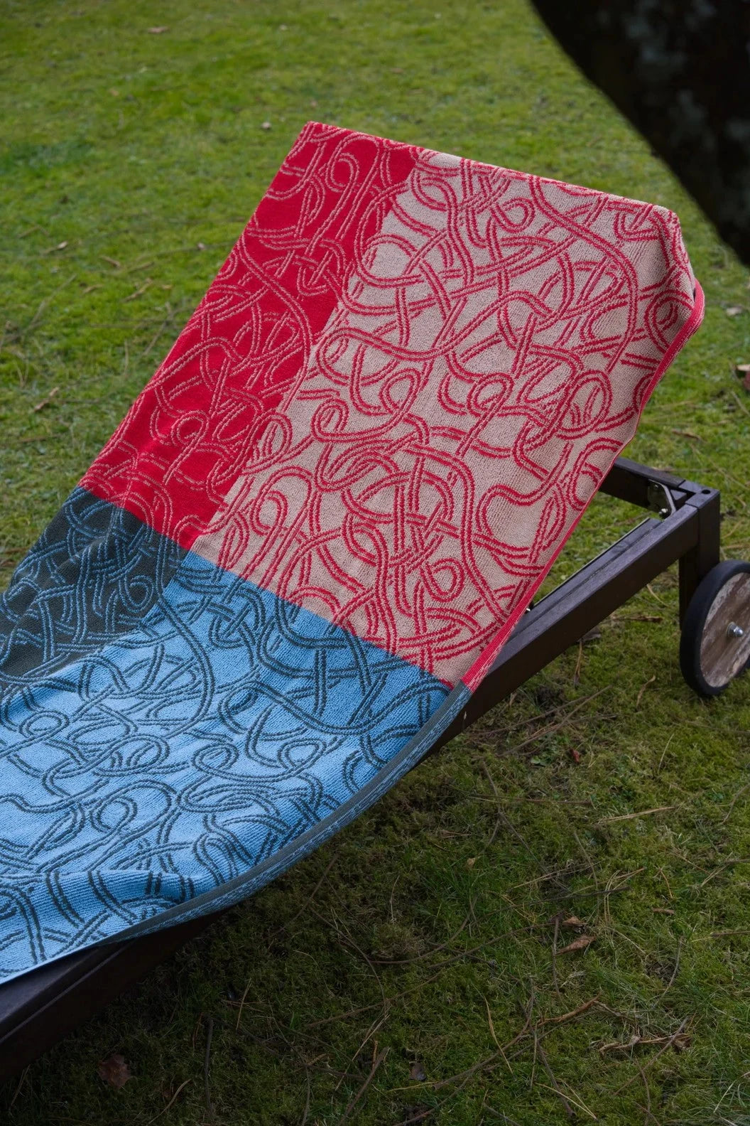 Cable Jumble Blanket Towel | Poppy towel.studio