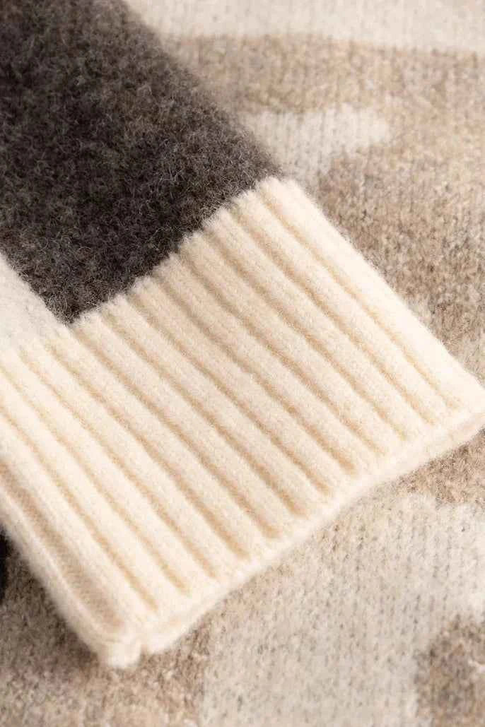 Globe Crewneck Knit Les Deux