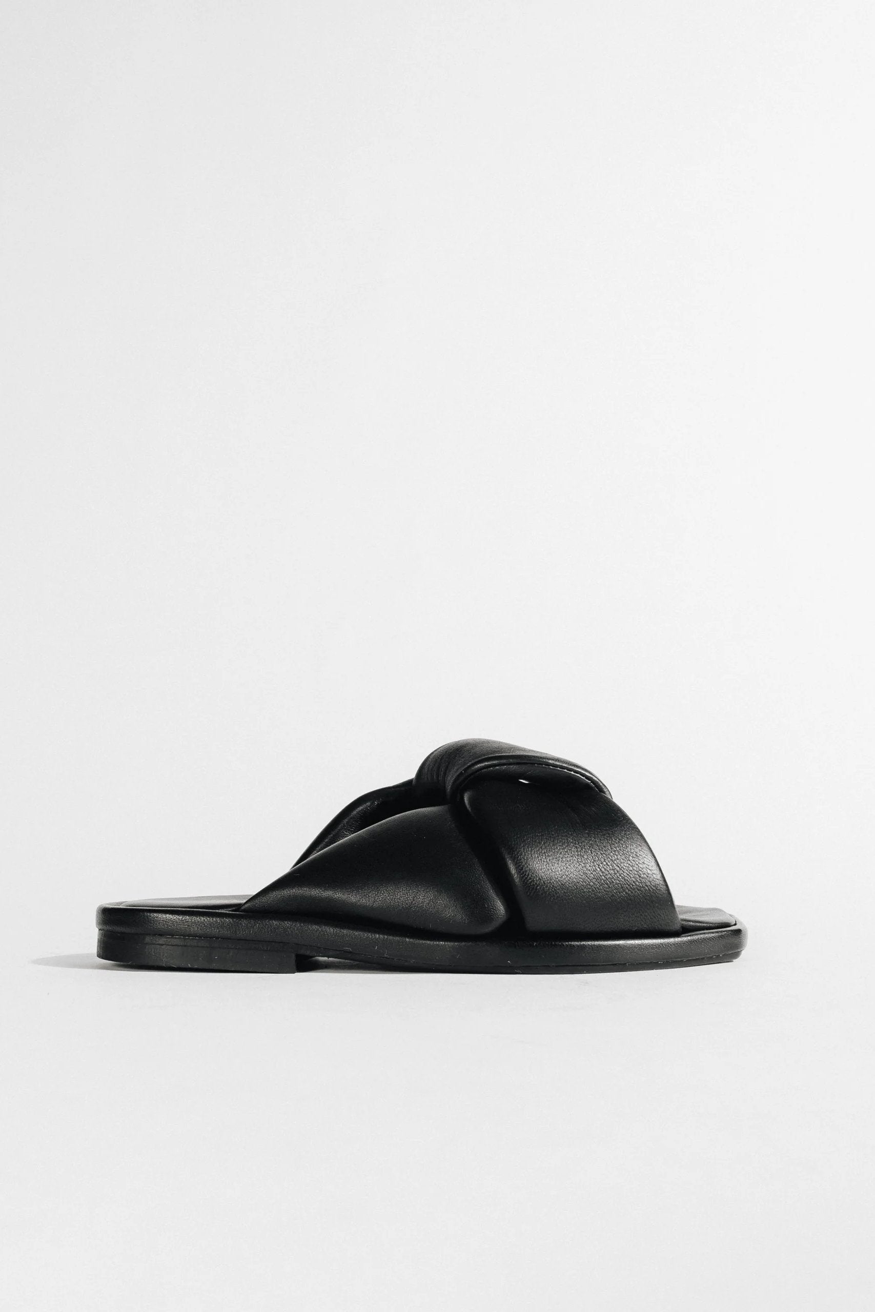 Heaven Sandalet Black Vamsko