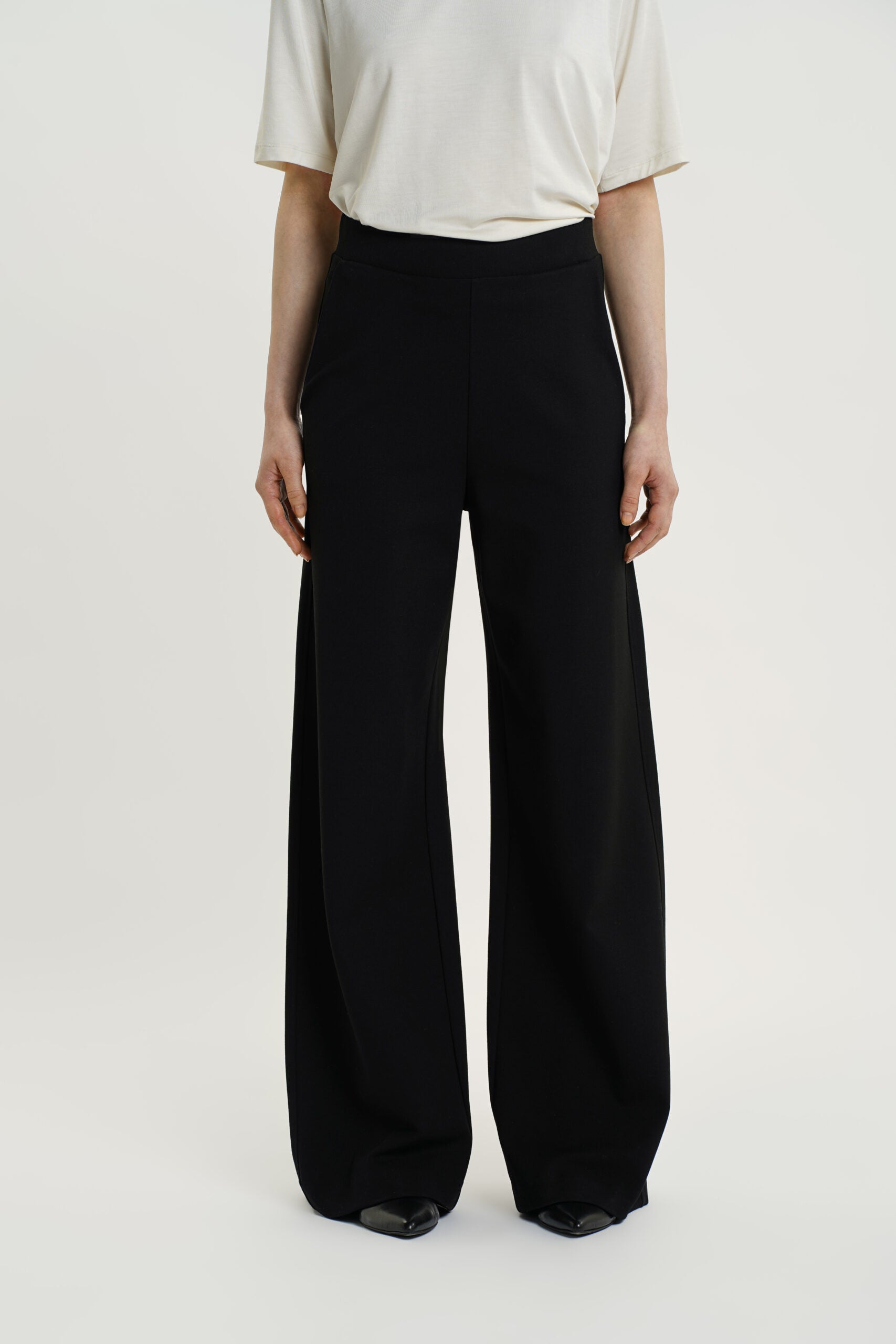 Leia Pants - Black Residus