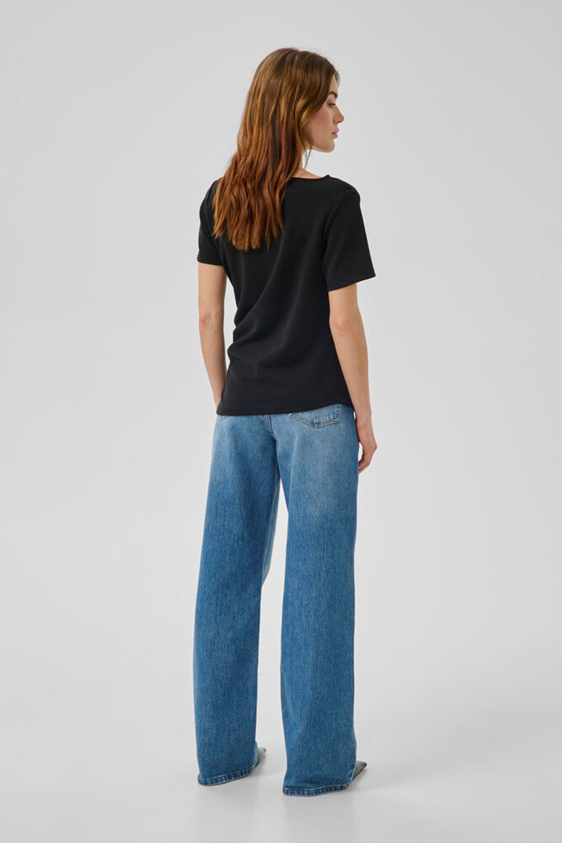 MWHelle Asymmetric Tee - Black My Essential Wardrobe