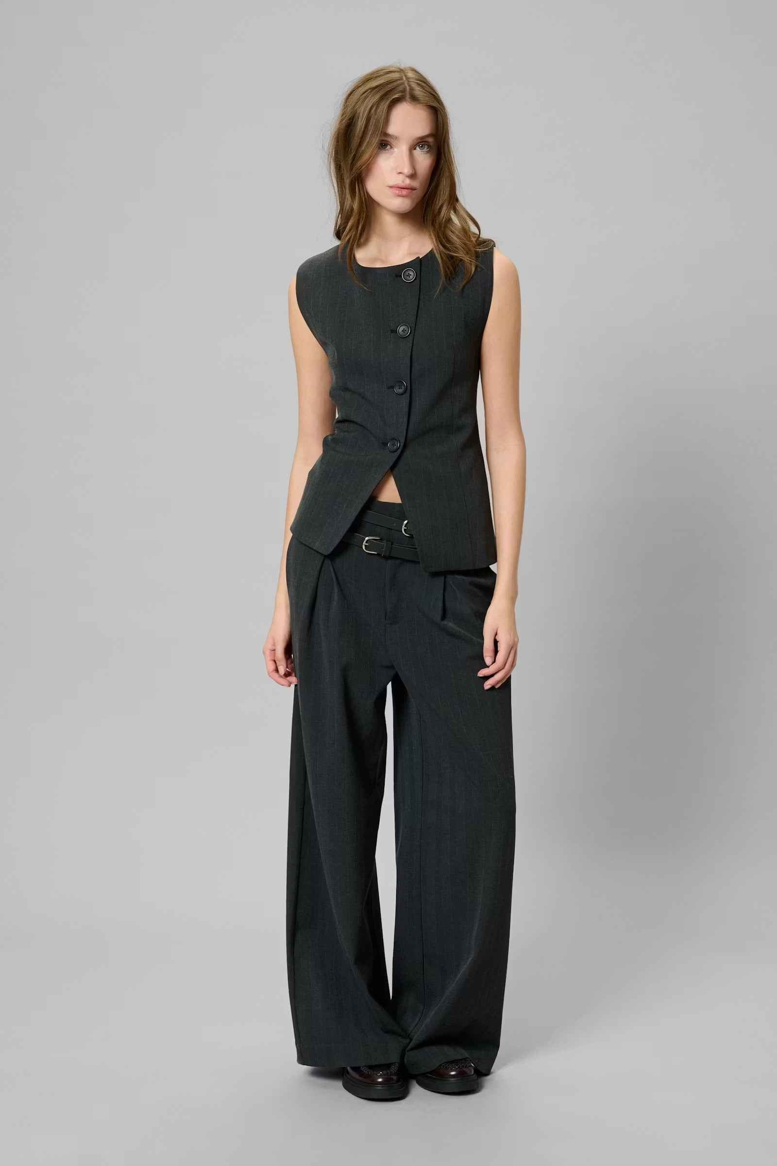 MWLuna Waistcoat My Essential Wardrobe