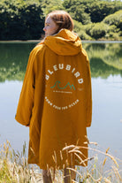 Nordic Robe Mustard muuttamisviitta edestä - Bleubird