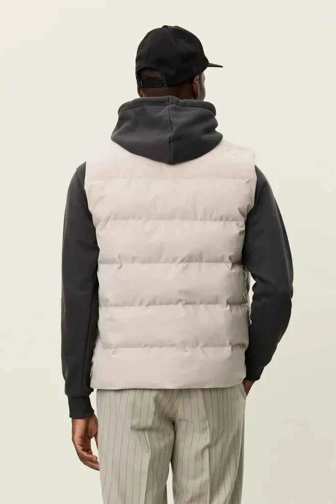 Noor Ripstop Vest Les Deux