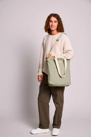 Paul Vertical Tote Bag Hindbag