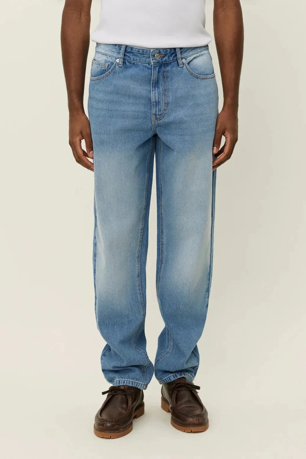 Ryder Washed Denim Jeans Les Deux